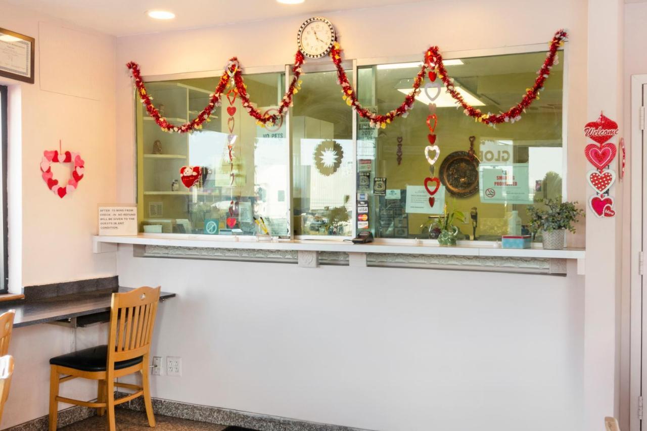 Oyo Hotel Edison Nj Route 1 Luaran gambar