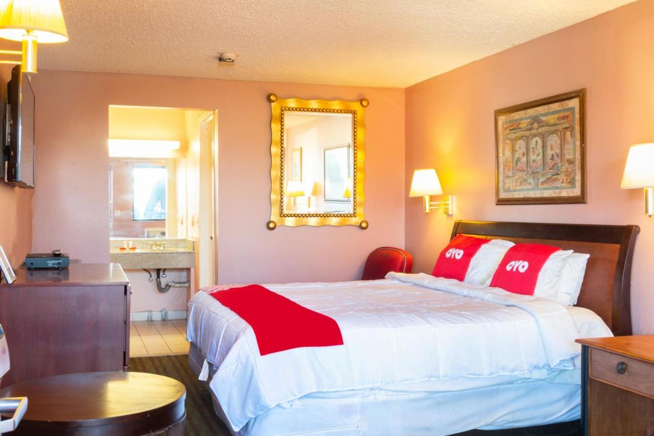 Oyo Hotel Edison Nj Route 1 Luaran gambar