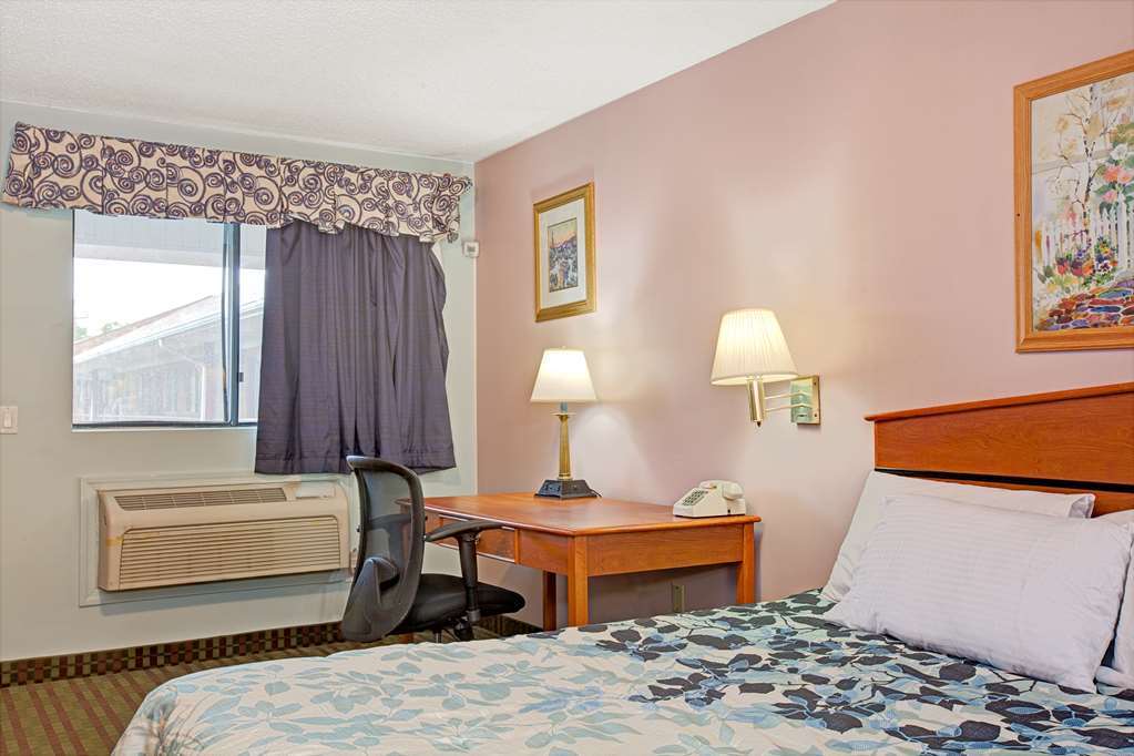 Oyo Hotel Edison Nj Route 1 Bilik gambar
